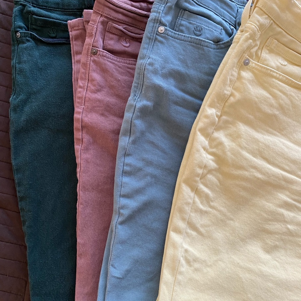 Gloria Vanderbilt Amanda jeans. Size 12